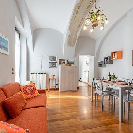 L'Antico Cedro Apartment Alba  Luaran gambar
